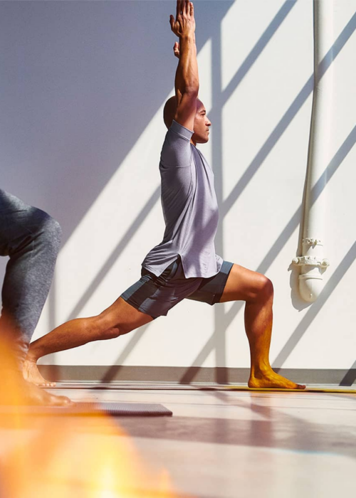 Pourquoi-le-yoga-devrait-faire-partie-de-votre-routine-1-2.png